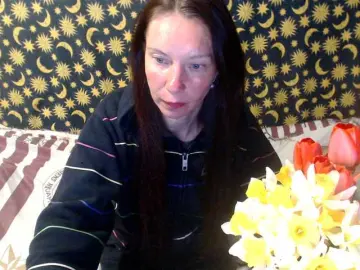 Moon-energy  live sex cam