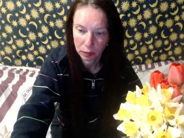 Moon-energy  live sex cam