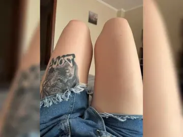 GoddessAsty  live sex cam