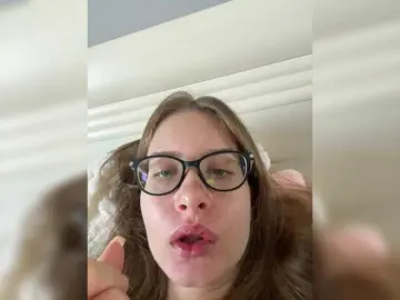 Luxxxuu  live sex cam