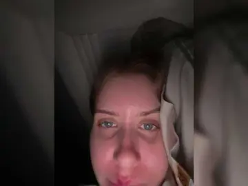 Luxxxuu  live sex cam