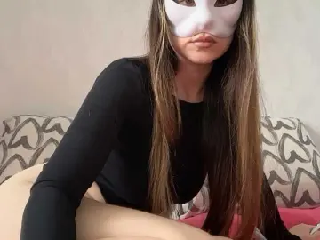 MadAngell  live sex cam