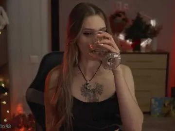 ManiFreyja  live sex cam