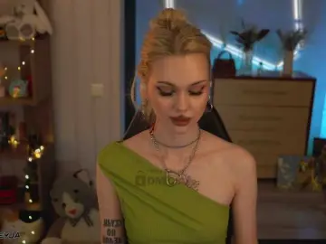 ManiFreyja  live sex cam