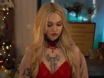 ManiFreyja  live sex cam