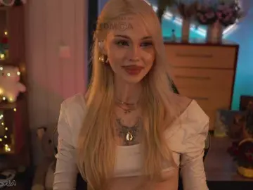 ManiFreyja  live sex cam