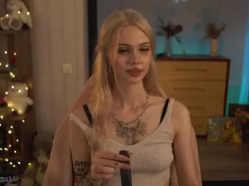 ManiFreyja  live sex cam