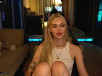 ManiFreyja  live sex cam