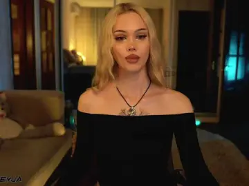 ManiFreyja  live sex cam