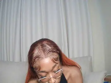 Queennana  live sex cam