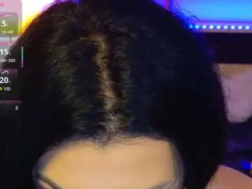 Claraseloura  live sex cam