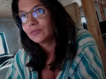 Curvyana  live sex cam