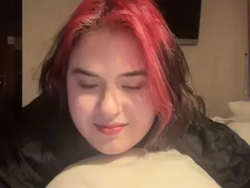 Elis-2  live sex cam