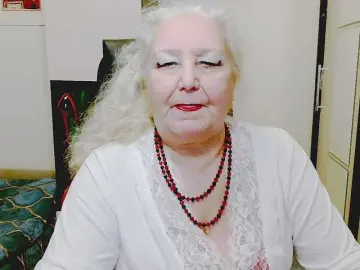 Grannywants  live sex cam