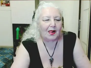 Grannywants  live sex cam