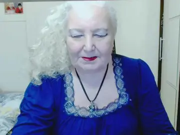 Grannywants  live sex cam