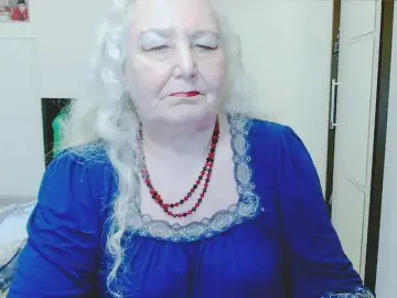 Grannywants  live sex cam