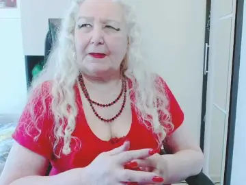 Grannywants  live sex cam