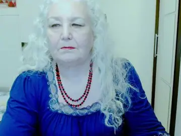 Grannywants  live sex cam