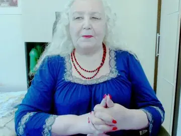 Grannywants  live sex cam