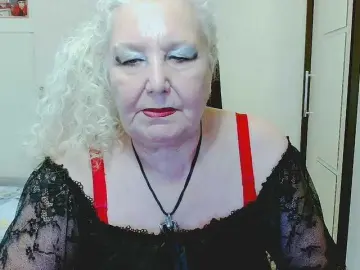 Grannywants  live sex cam
