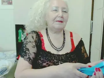 Grannywants  live sex cam