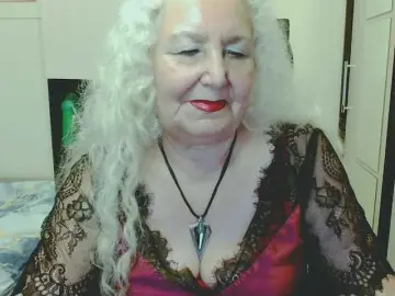 Grannywants  live sex cam