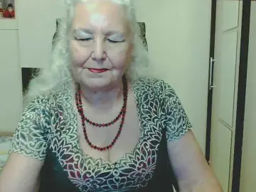 Grannywants  live sex cam