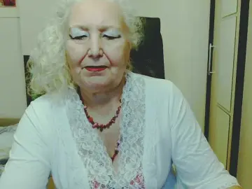 Grannywants  live sex cam