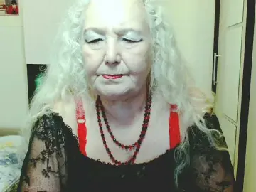 Grannywants  live sex cam