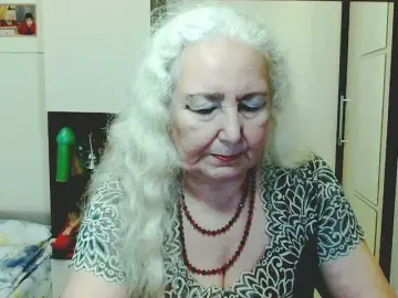 Grannywants  live sex cam