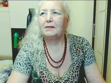 Grannywants  live sex cam