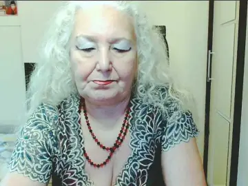 Grannywants  live sex cam