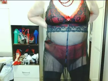 Grannywants  live sex cam