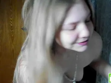 Emma-Frizea  live sex cam