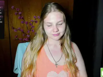 Emma-Frizea  live sex cam