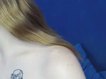 Evelisse  live sex cam