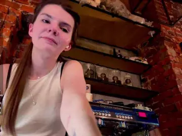 JoannGrater  live sex cam