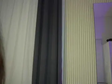 KatelynSparks  live sex cam