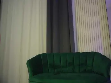 KatelynSparks  live sex cam