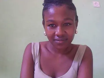 Zinah1  live sex cam