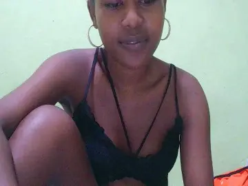 Zinah1  live sex cam