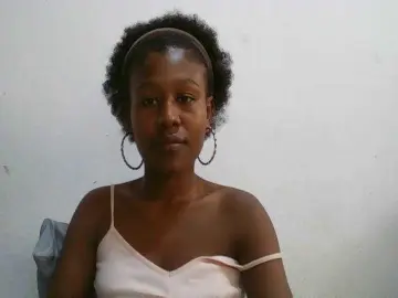 Zinah1  live sex cam