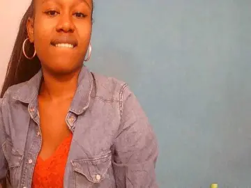 Zinah1  live sex cam