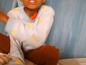 Zinah1  live sex cam