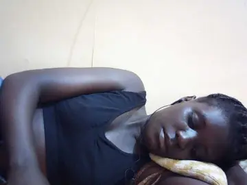 Ariannavee  live sex cam