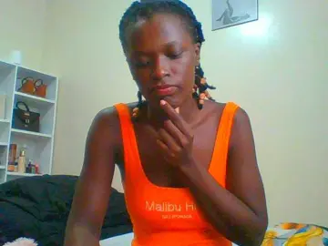 Bella-22  live sex cam