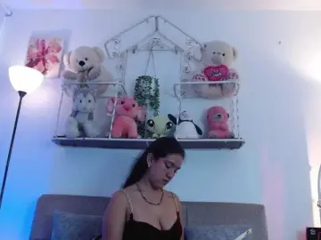 Gaging-Zhara  live sex cam