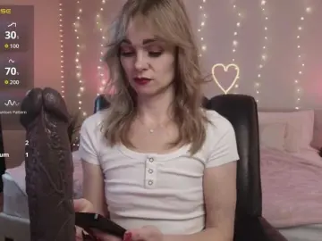 Kissmeexxx  live sex cam