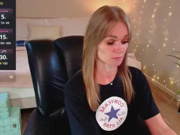 Kissmeexxx  live sex cam